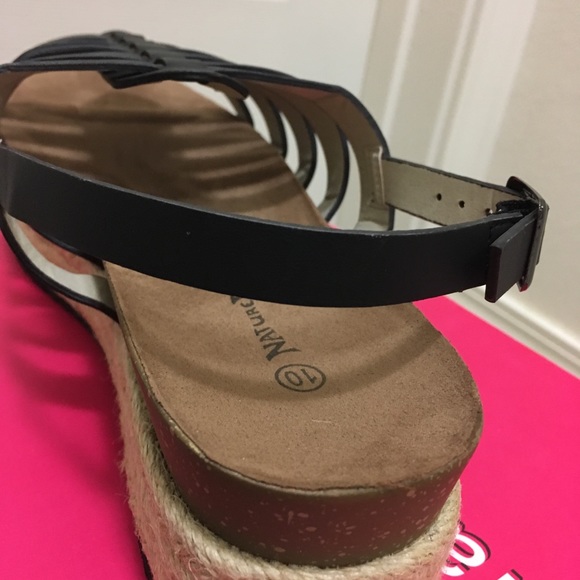 💠NEW💠Black Gage Sandal - Picture 3 of 5